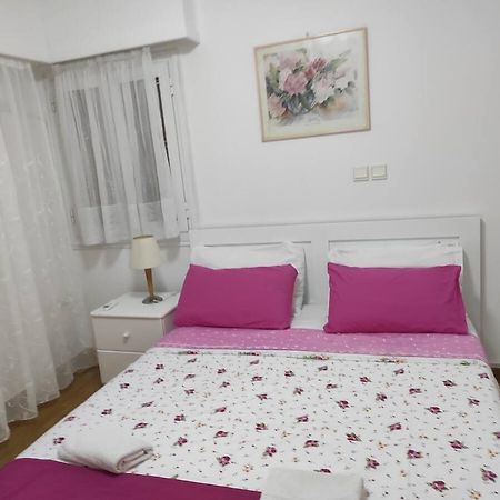 Flor De Mayo,Apt In Alimos Near The Sea Athen Eksteriør billede